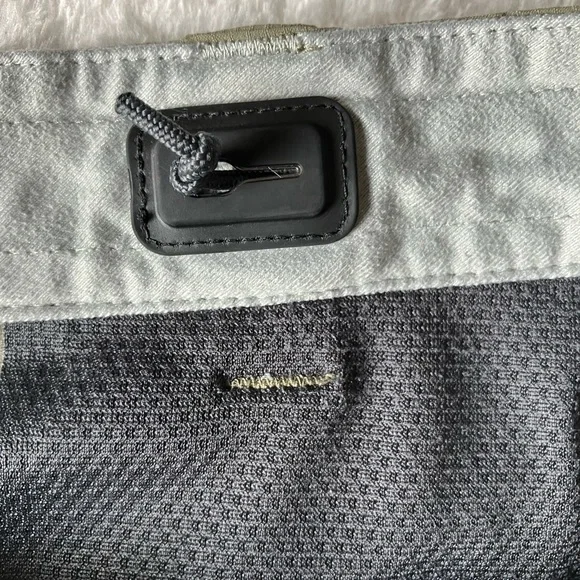 REI Venturi Hiking Shorts - Picture 7 of 10